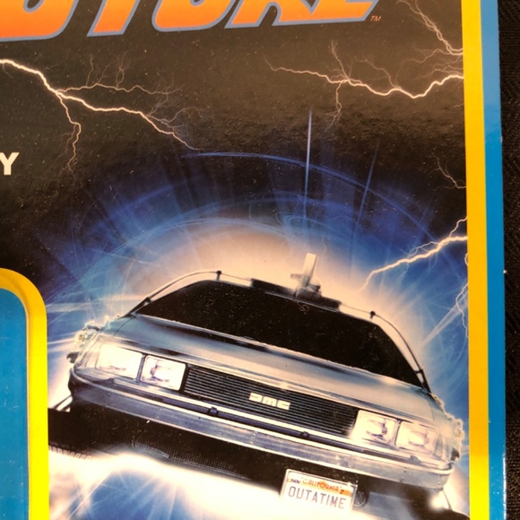 Unpunched Back To The Future: Marty Mcfly Reaction Figure - Picture 2 of 10